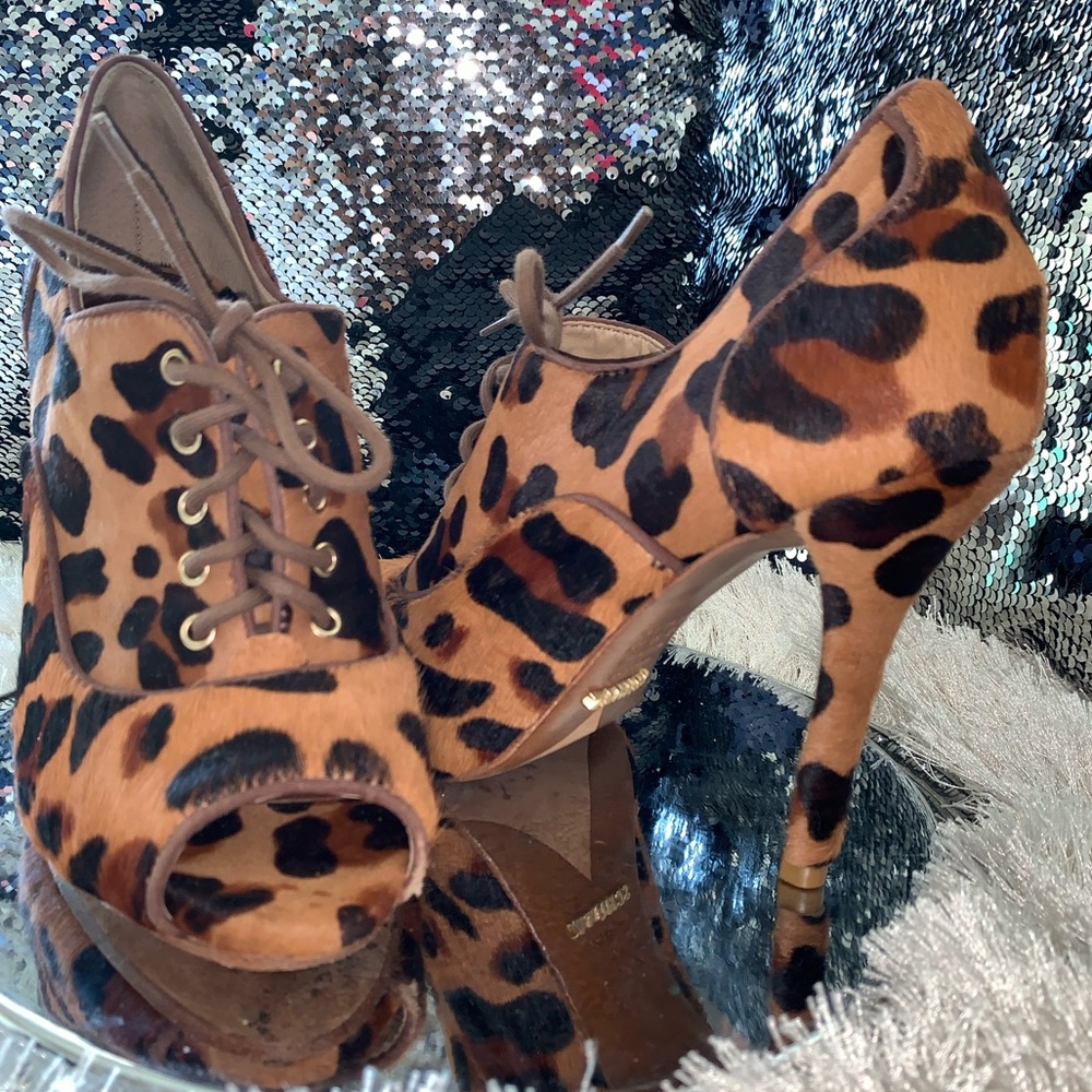 Leopard Print Lace Up Heeled Ankle Boots